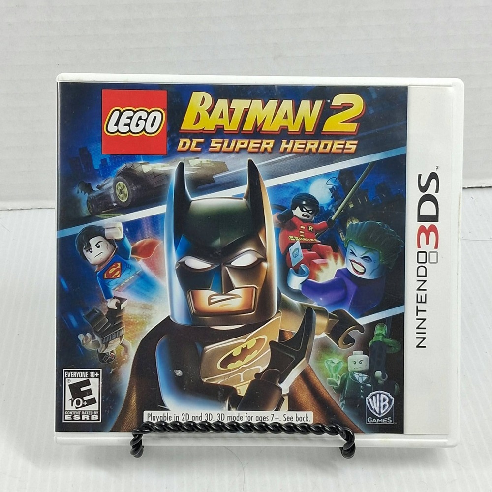 LEGO Batman 2 DC Super Heroes Nintendo 3DS Game CIB Warner Bros 2012